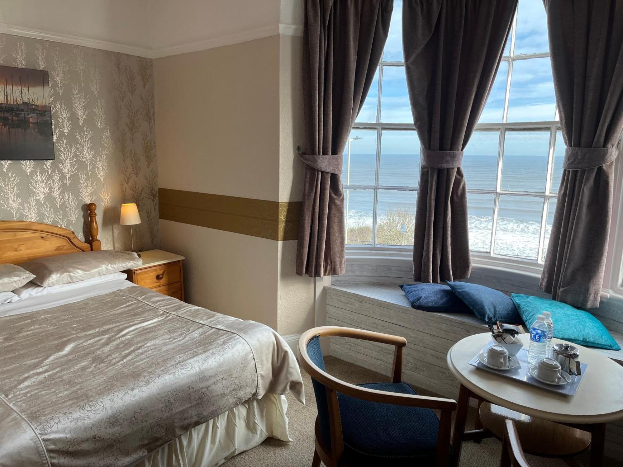 スカーバラ The Whiteley Bed & Breakfast エクステリア 写真